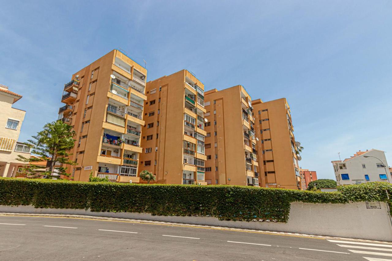 797 Holiday Rentals- Atico En Arroyo De La Miel Con Hermosas Vistas เบนัลมาเดนา ภายนอก รูปภาพ